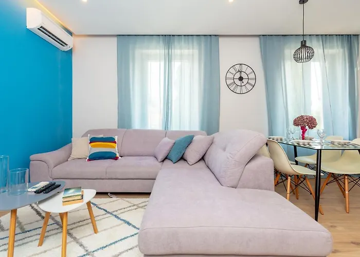 Contemporary Desgined アパート